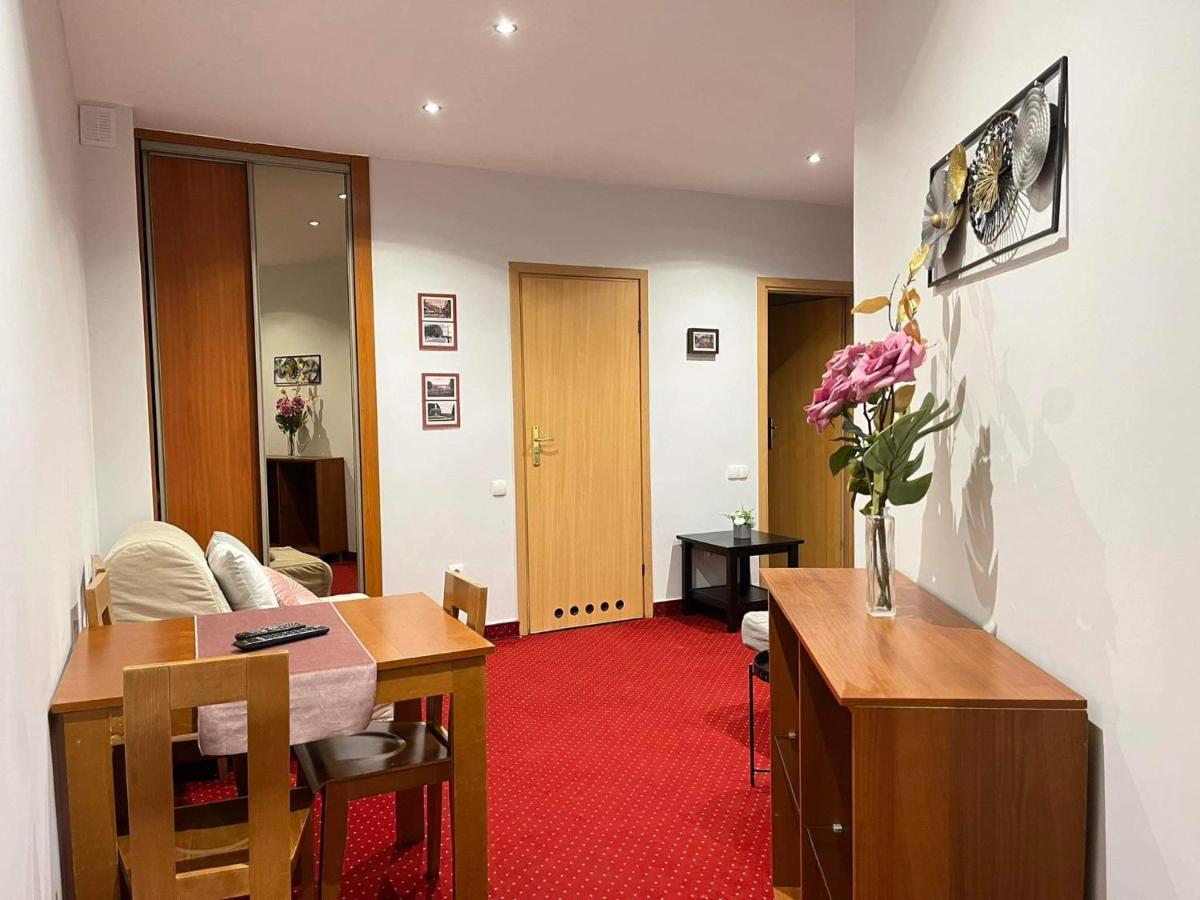 Helvetia - Private And Bed & Breakfast Warschau
